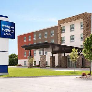 Holiday Inn Express & Suites Allen Park, An Ihg Hotel